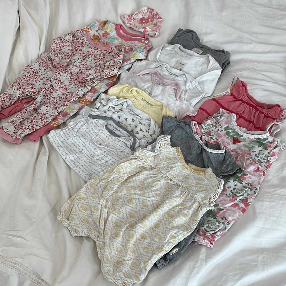 3-6month Burt’s bees baby bundle, 14 items